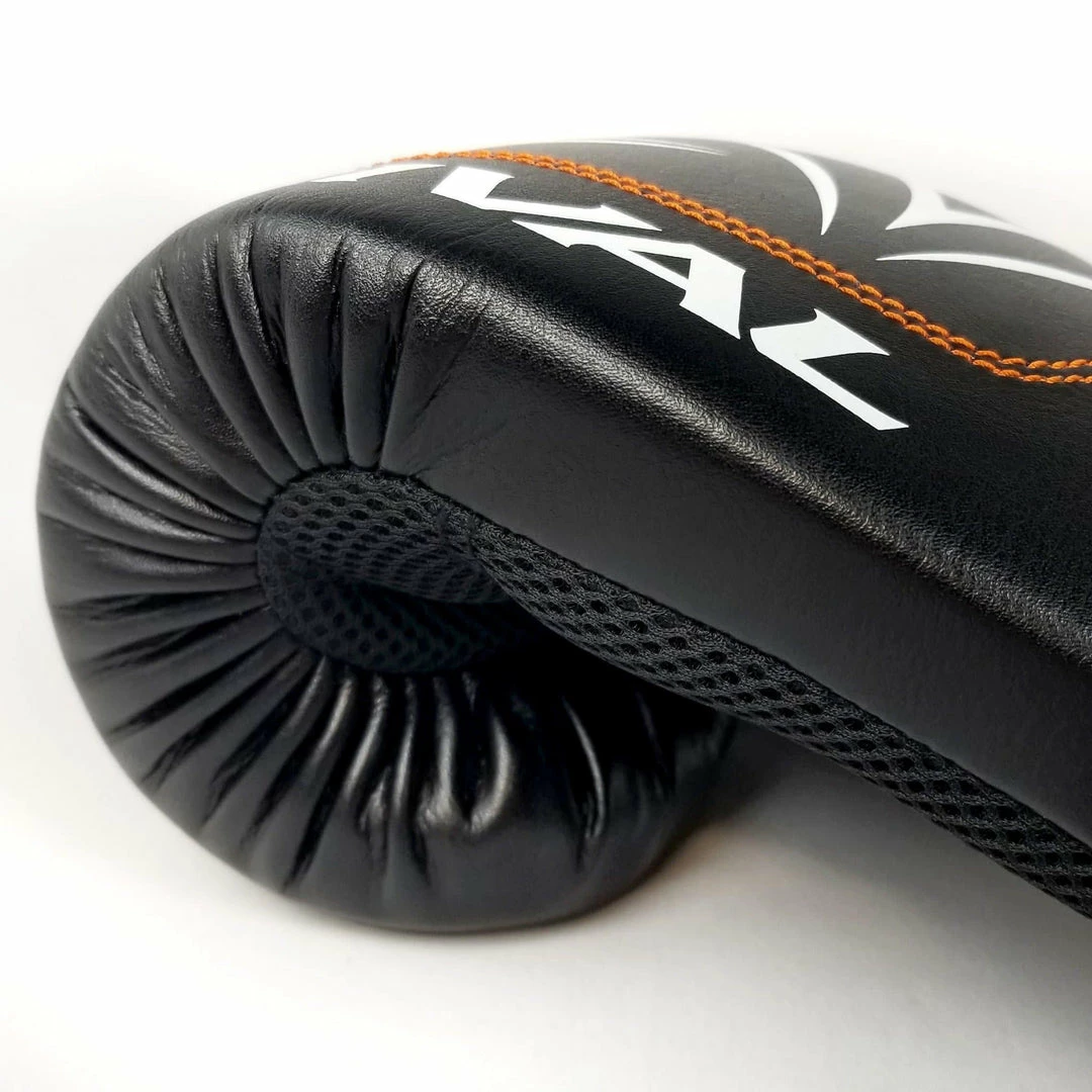 Boxing RIVAL RB1 ULTRA BAG GLOVES 2.0